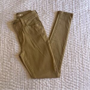 Levi's Women's Skinny Jeans in Tan